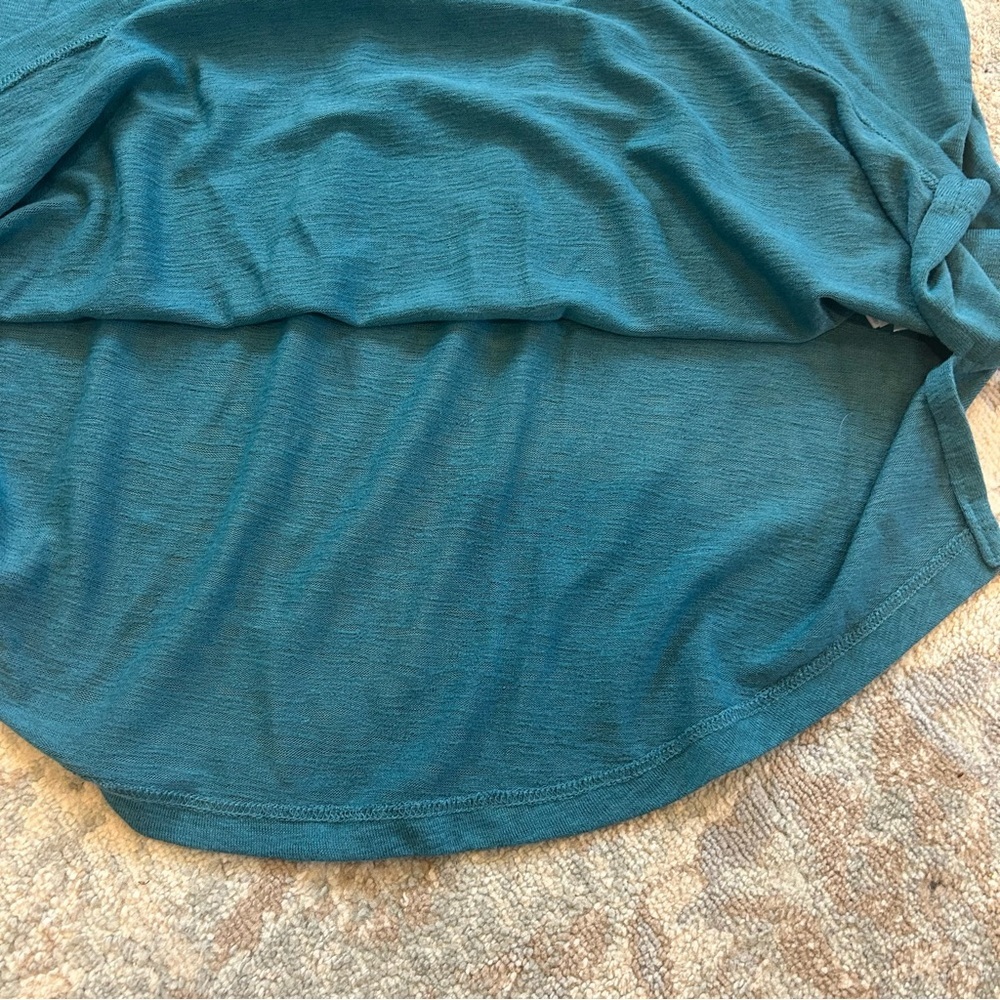 Athleta XL plus Blue teal Sleeveless tank PERFECT CONDITION athleisure - Picture 4 of 7